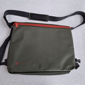 Version 4.0 Laptop Bag